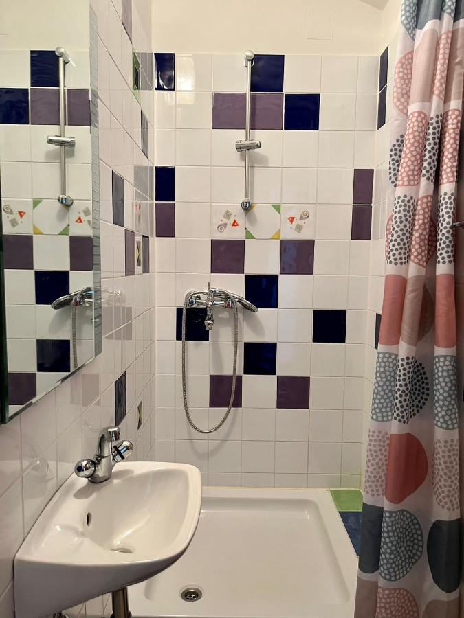 Gorana Apartman With Swimming Pool Daire Jelsa  Dış mekan fotoğraf